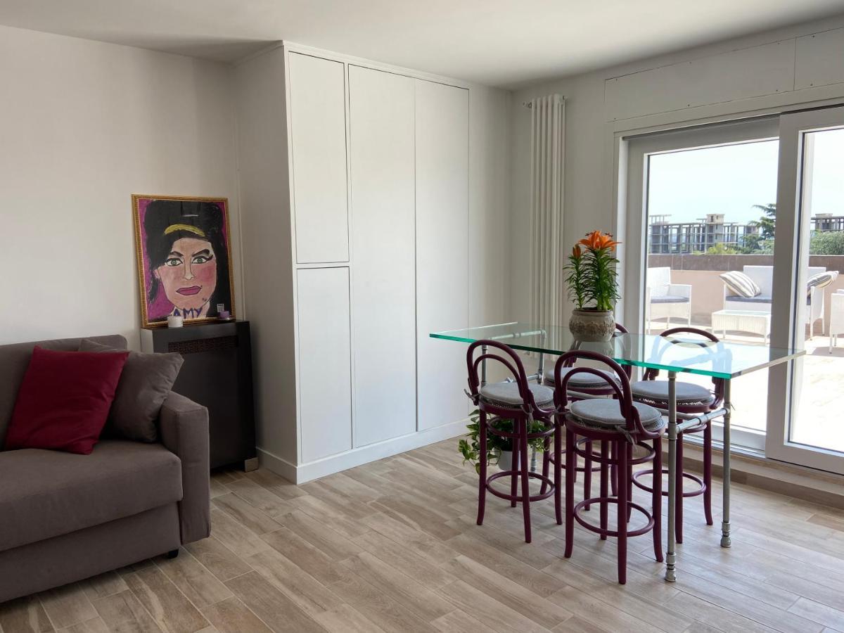 Attico Panoramico Luxury Roma Leilighet Eksteriør bilde